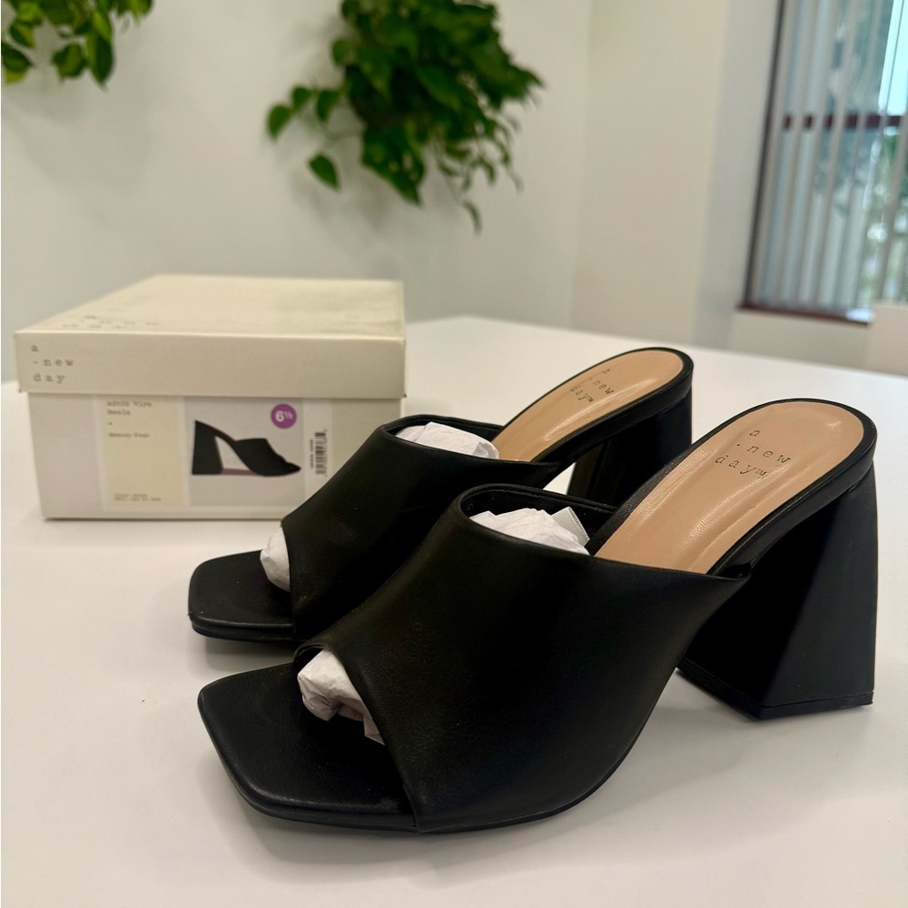 Chunky Black Mule Heel - ADT 06 Vira Heels